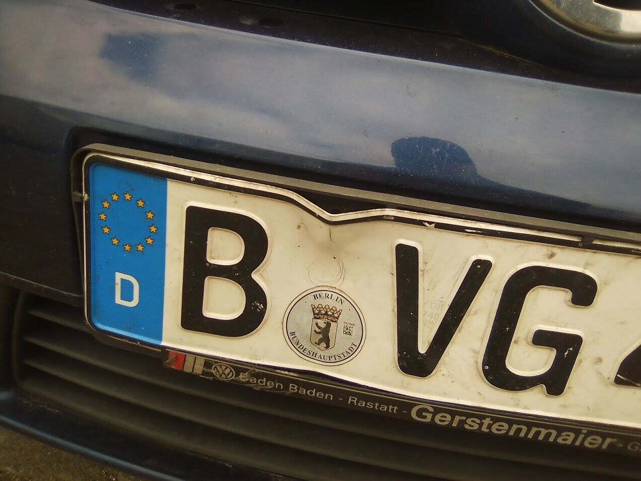 Unfall, meine Versicherung bezahlt der Gegnerischen viel zu viel und verdient noch daran.