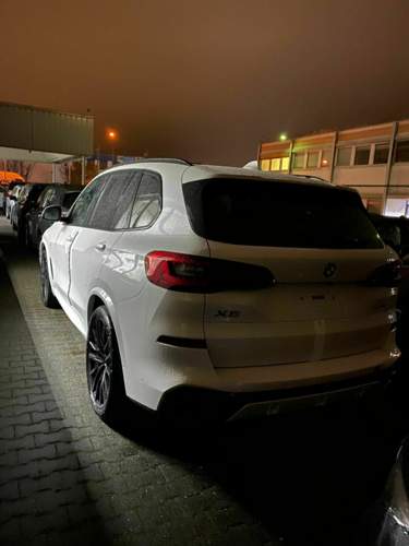 A8249ba2-3fda-465b-8502-a9abc88459ad