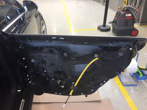 Tuer ohne Fenster.jpg