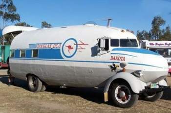 Verrueckte-campingbusse-wohnmobile-komische-camper-10