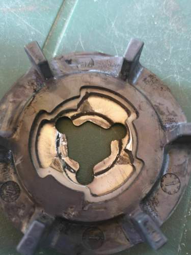 15615377541845829488346329892119