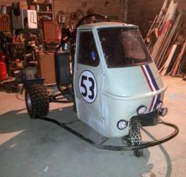 Piaggio-ape-50-with-a-cbr600-inline-four-03