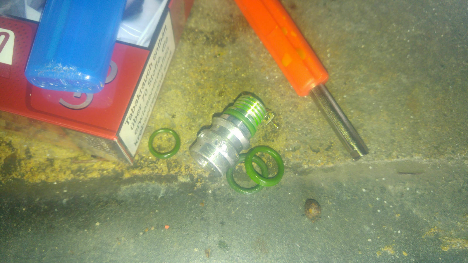 Omega B - Y25DT - Klima-Serviceventil gesucht