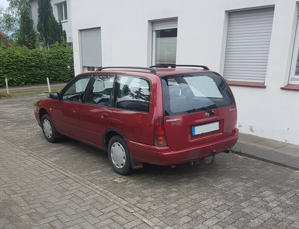 Der Schrottplatz - Spiegelsymmetrisch des Showrooms