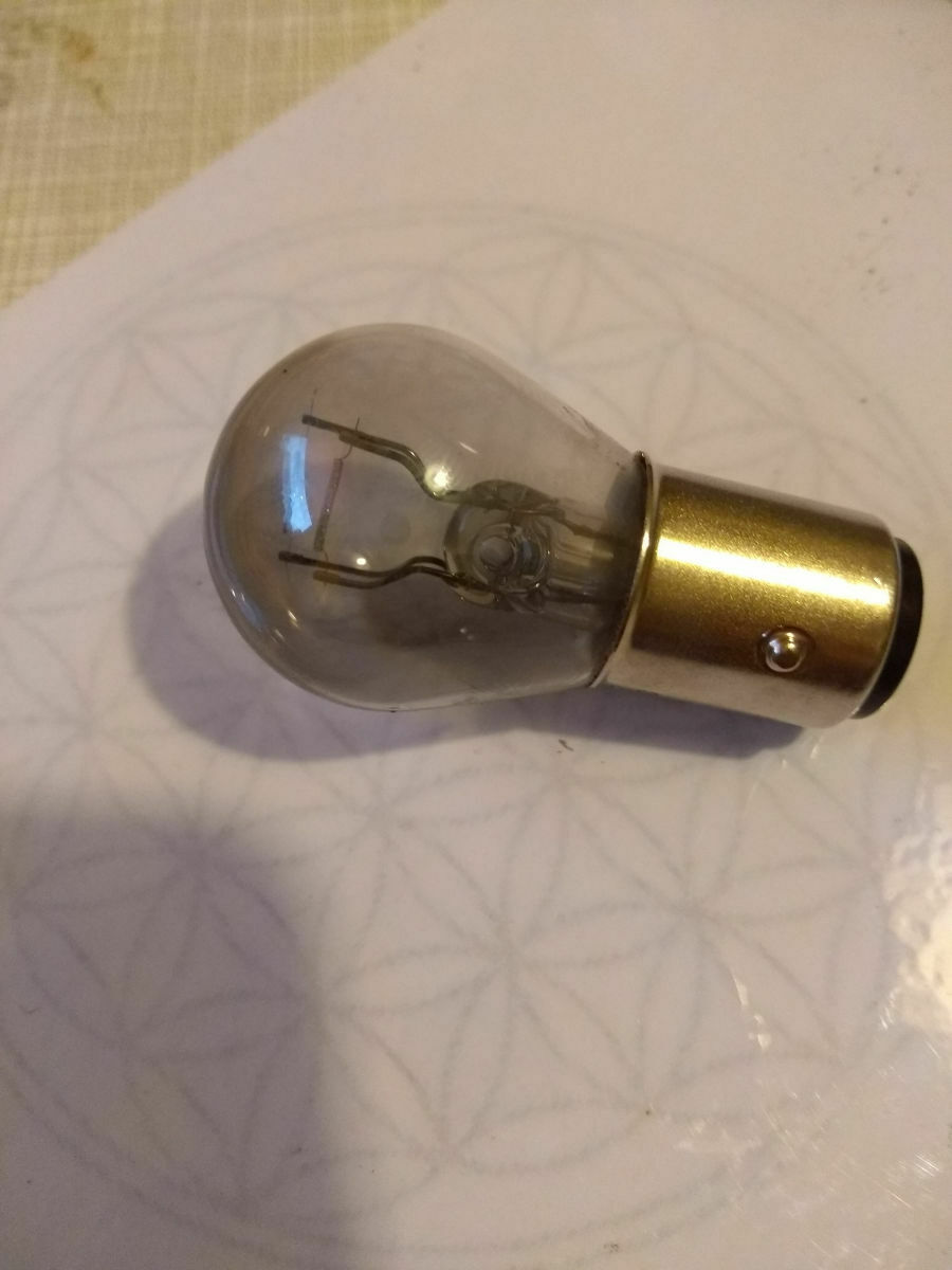 Neue Glühlampe heller?