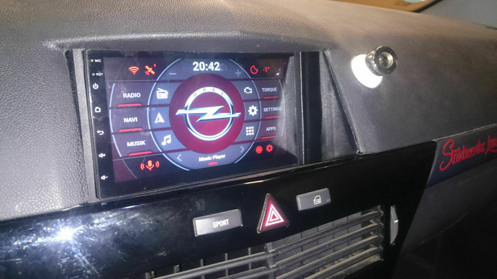 Astra H - Navi nachrüsten