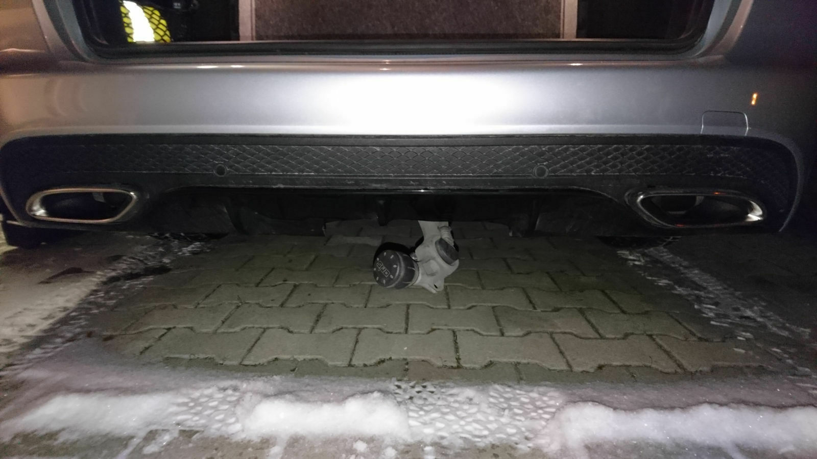 Elektrische Anhängerkupplung S205 nachgerüstet