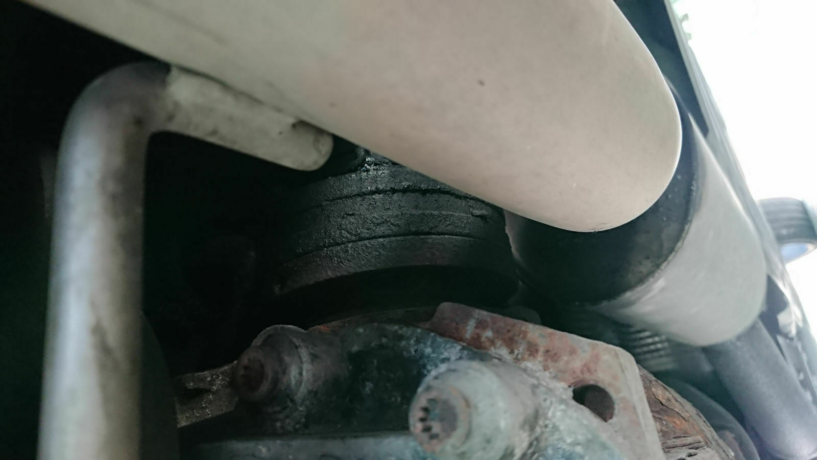 Mercedes w220 Antriebswelle gelöst, differential undicht?