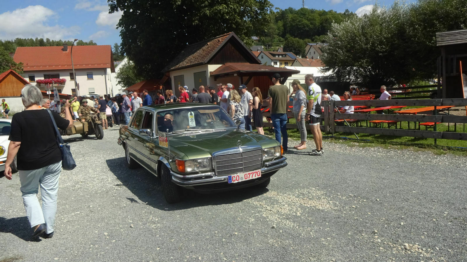 mb-w-116-staatskarosse