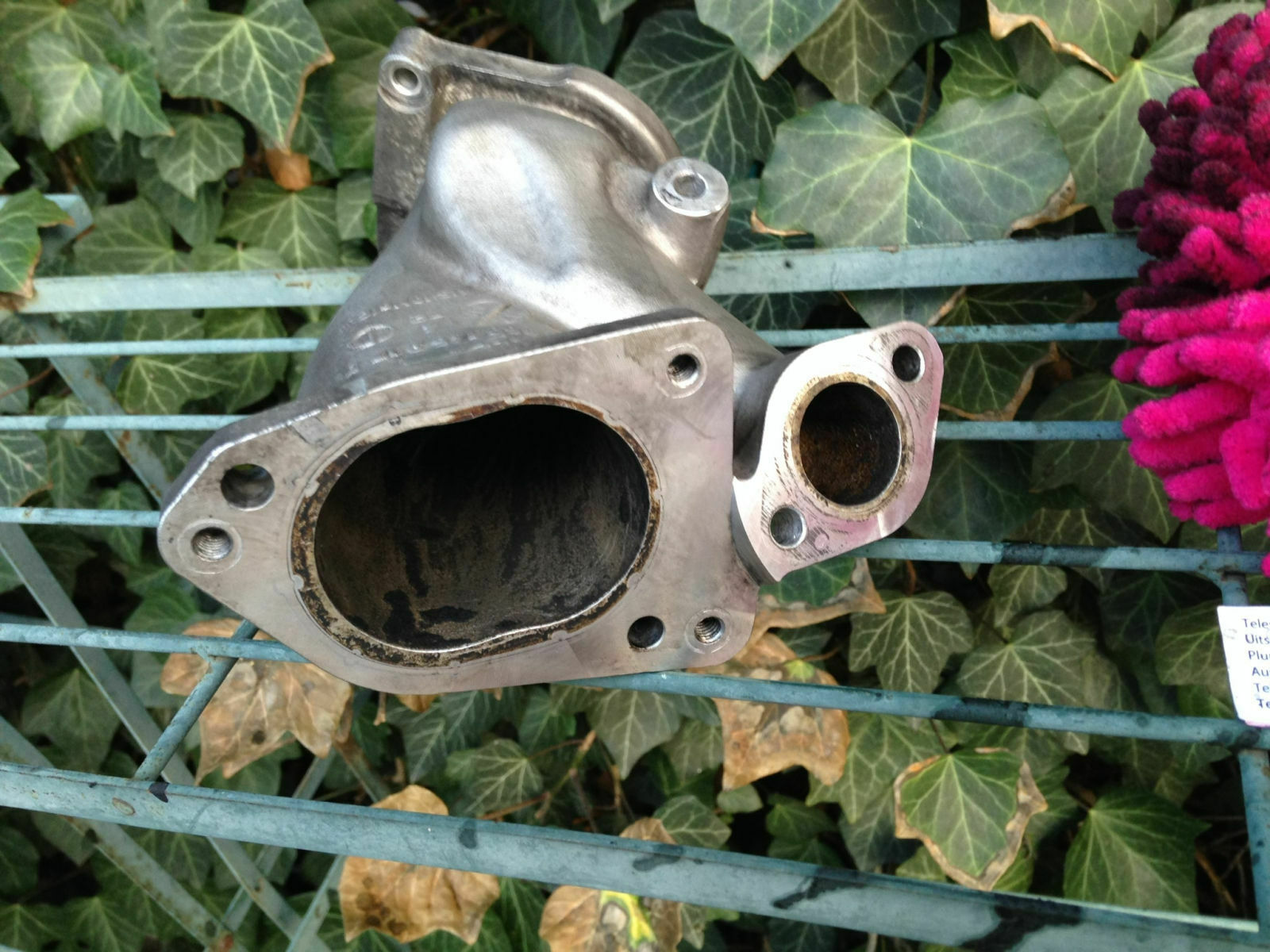 Audi A4 3,0 TDI Quattro - sporadische tiefe Geräusche aus Motorraum etwa 2faches Woooom