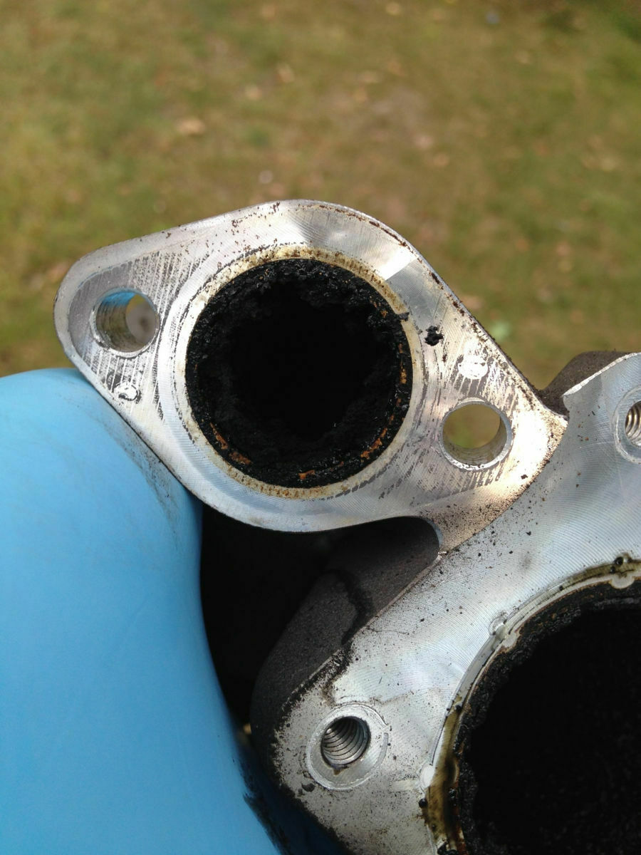 Audi A4 3,0 TDI Quattro - sporadische tiefe Geräusche aus Motorraum etwa 2faches Woooom