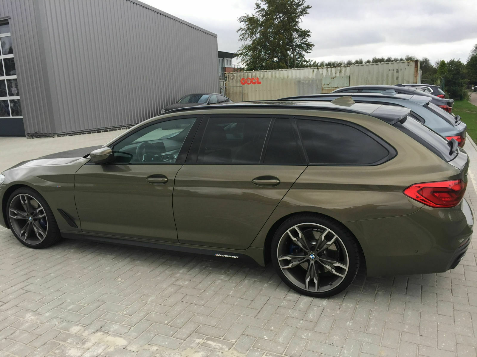 374efde3-7b3d-464b-a1b2-8a134550d31f