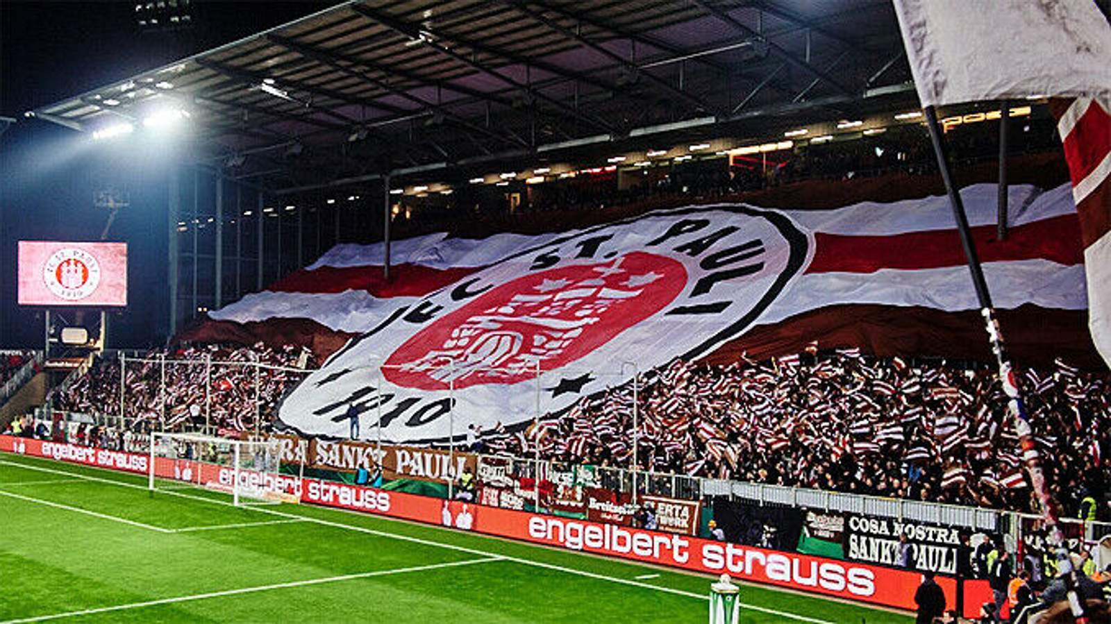 fc-st-pauli-boxen-millerntorstadion-suedkurve