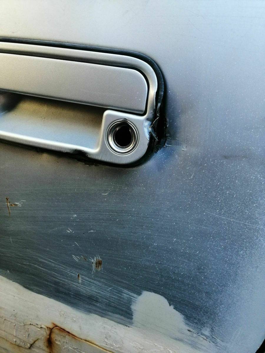 Der Schrottplatz - Spiegelsymmetrisch des Showrooms