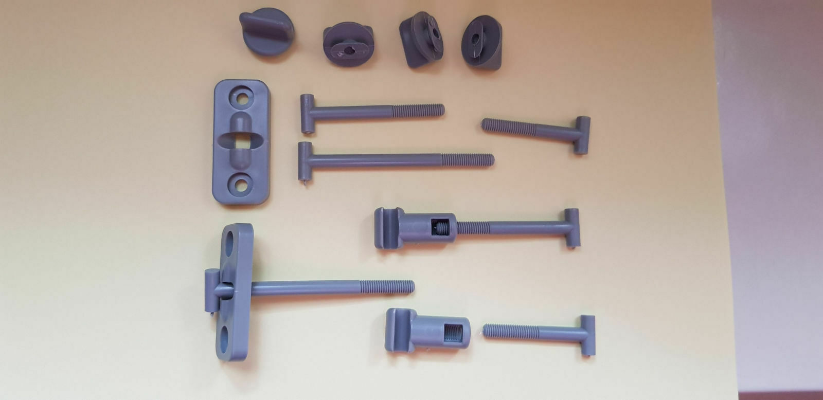 Etwas ratlos? Was für Teile sind das?