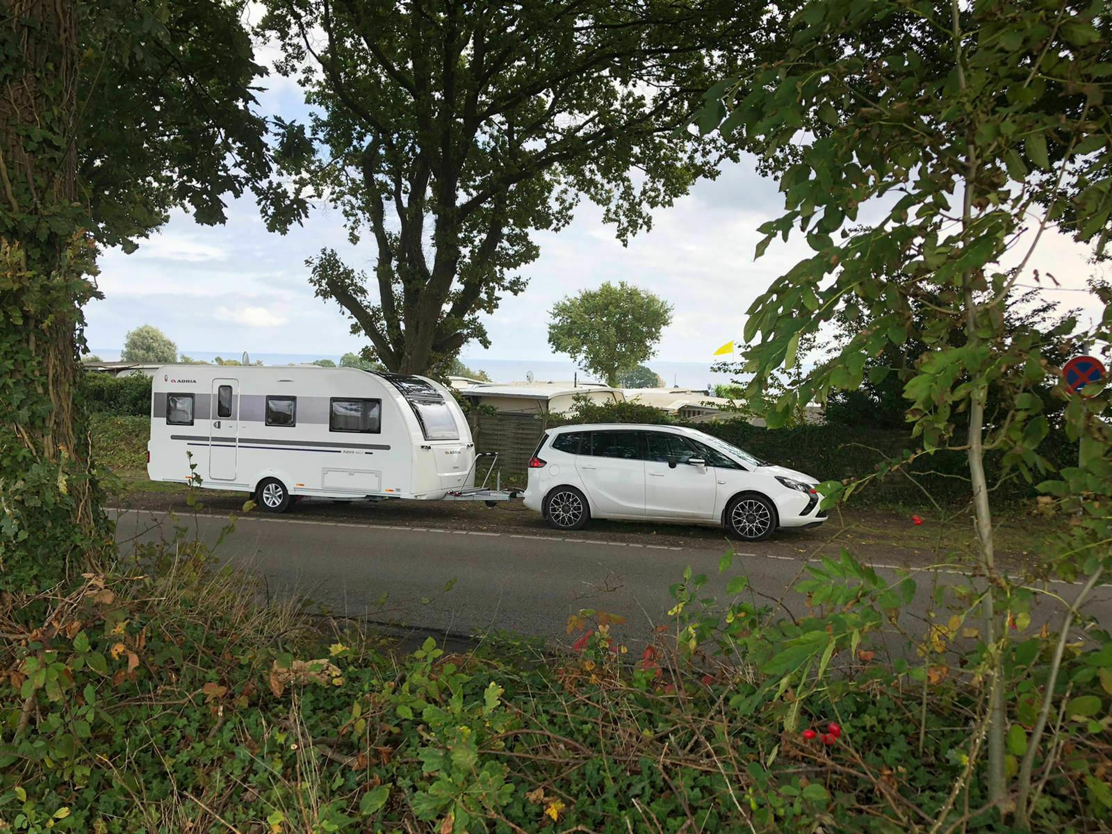 Zeigt her Eure Gespanne & Wohnmobile...