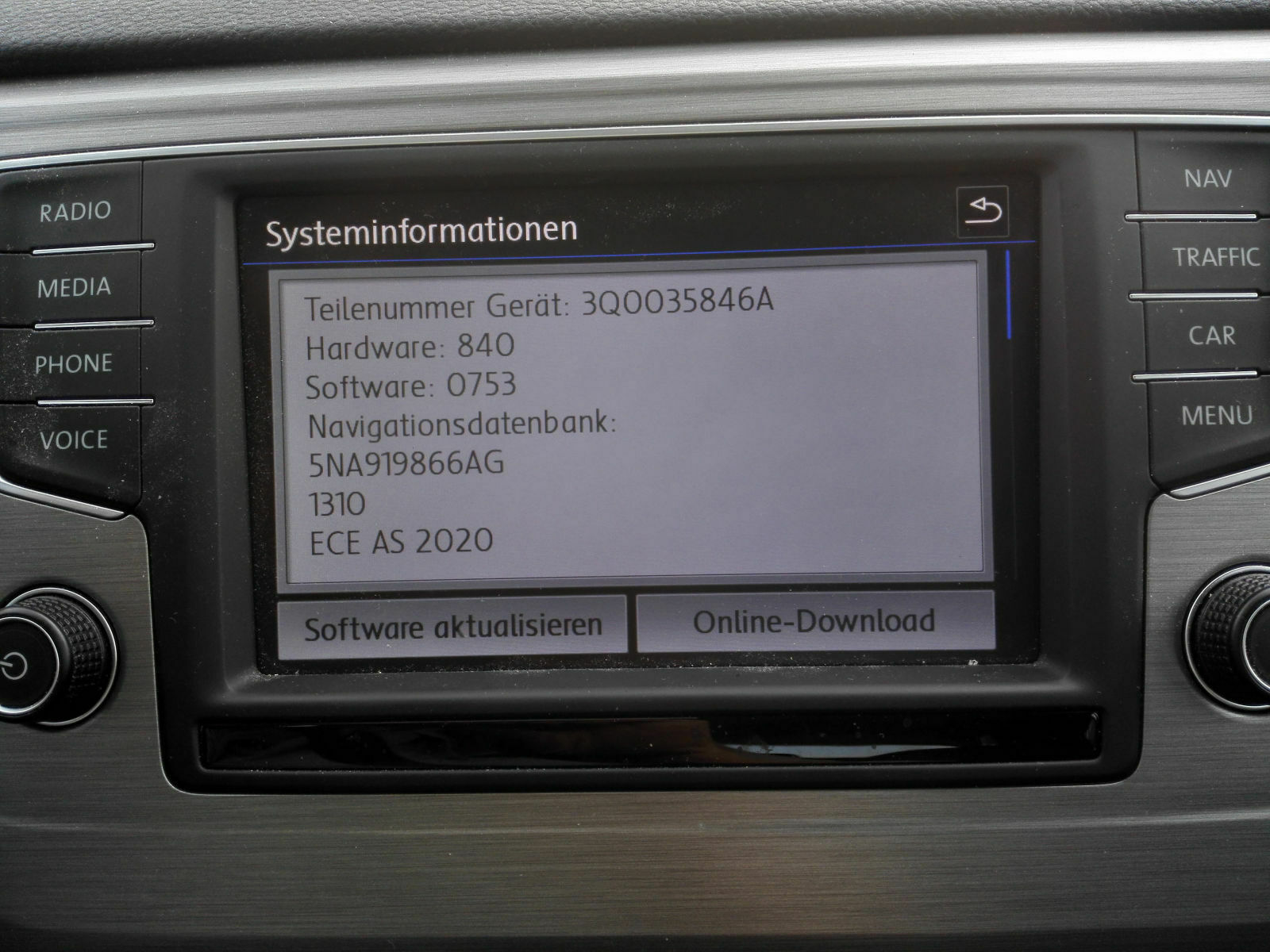 Ausfall Composition Media