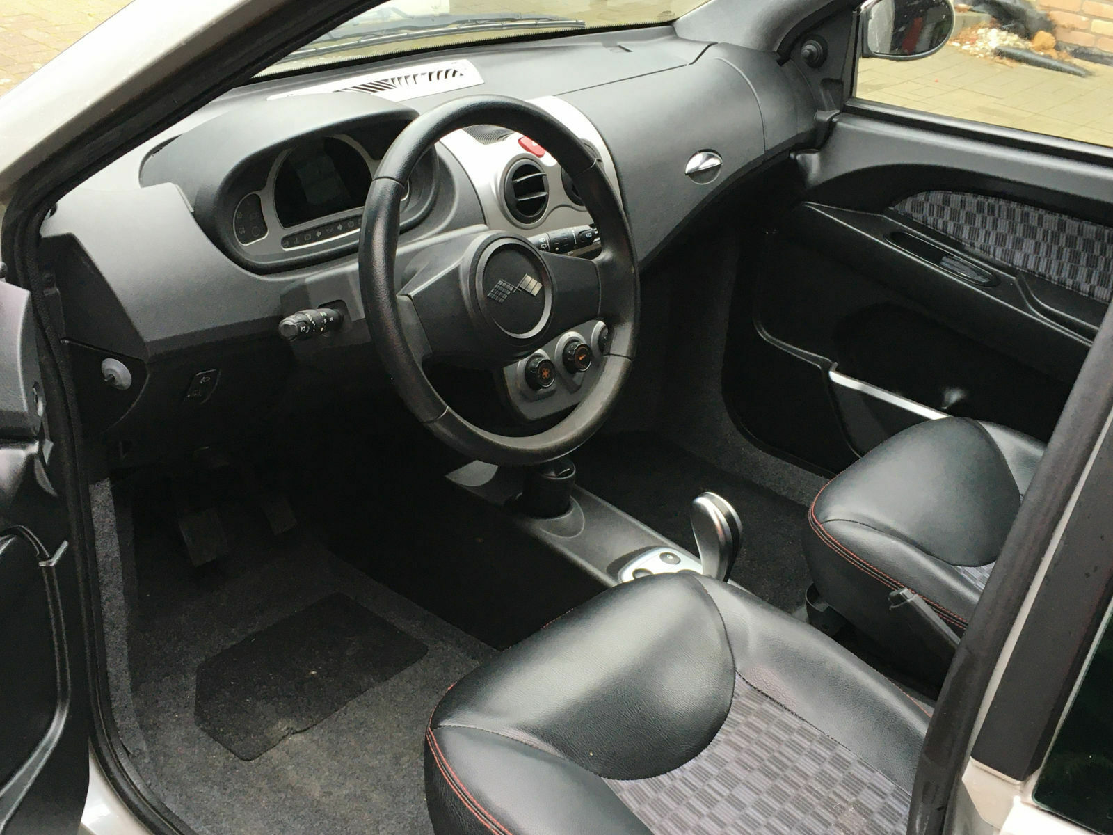 622f5f17-7956-4d10-b007-532965a0844d