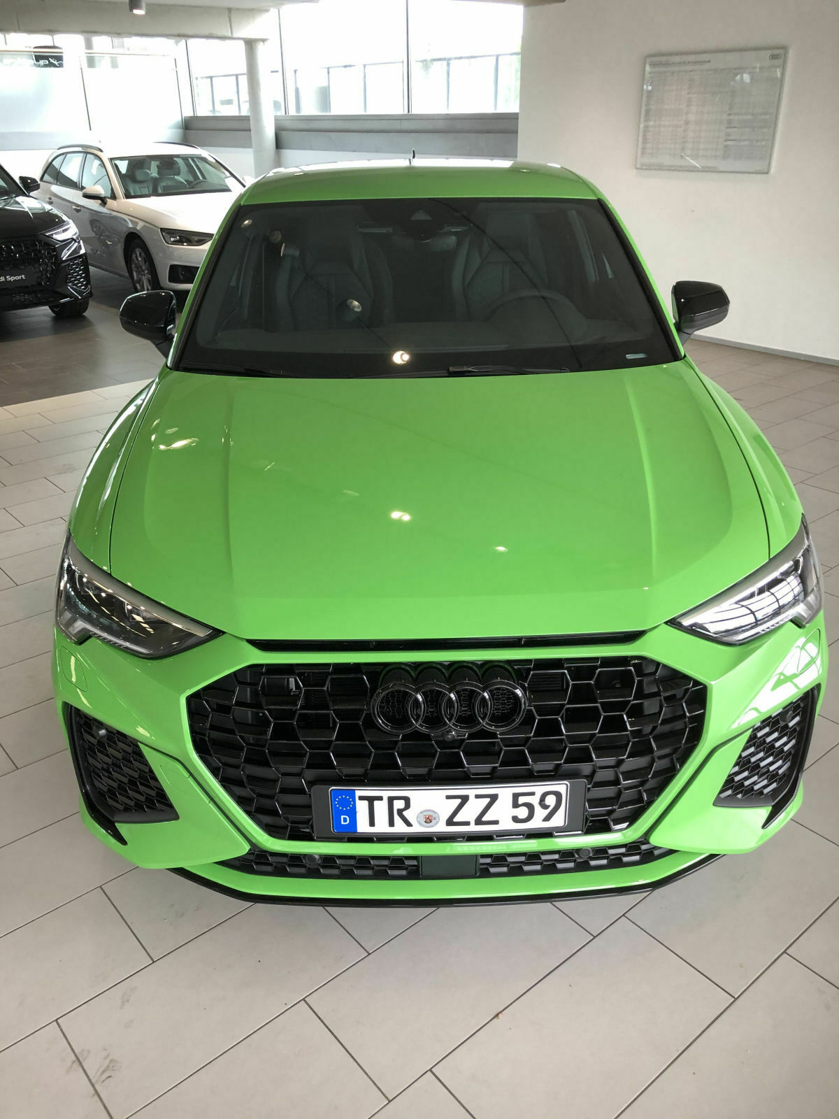 Audi RSQ3