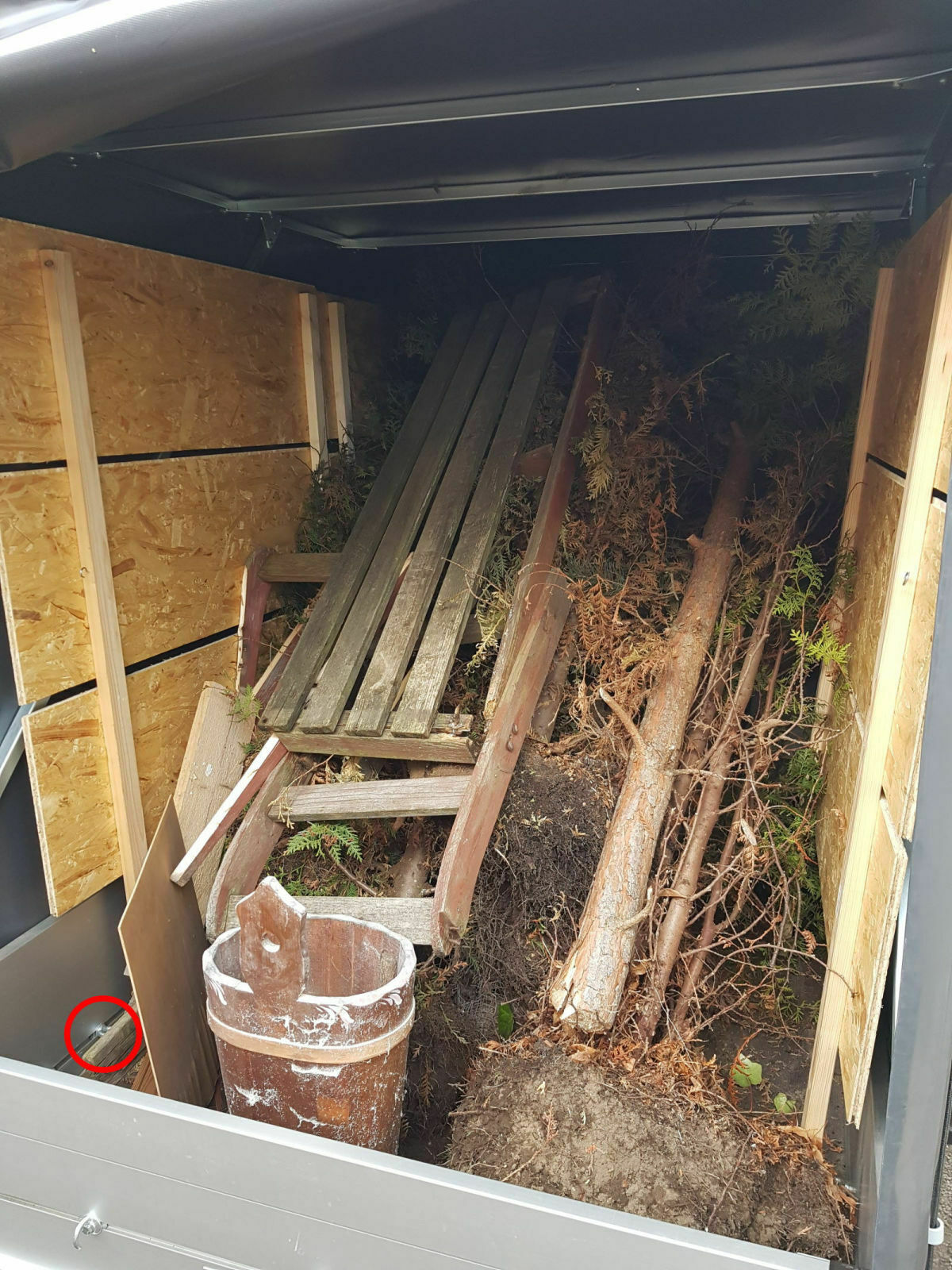 Anhänger für Auslandsfahrt gesucht! Anssems? 1 oder 2 Achsen?