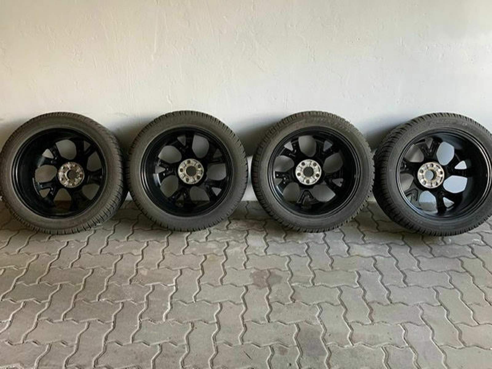 Toyota : VERKAUFT. Toyota C-HR Alufelgen 18 Zoll mit DunlopSP Winter ...