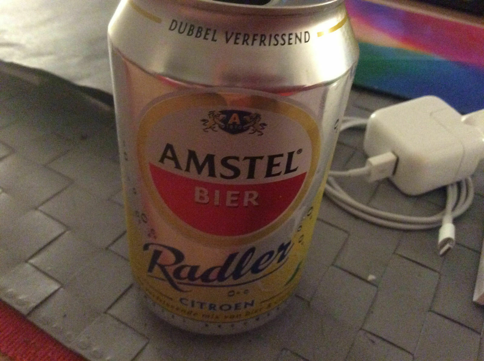 Der Schrottplatz - Spiegelsymmetrisch des Showrooms