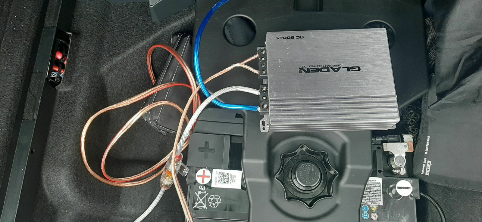 8 Lautsprecher System - > Subwoofer nachrüsten