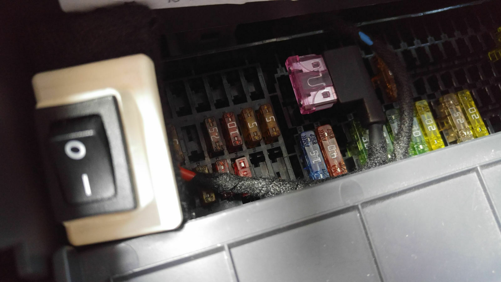 Batterietrennrelais für zweite Batterie