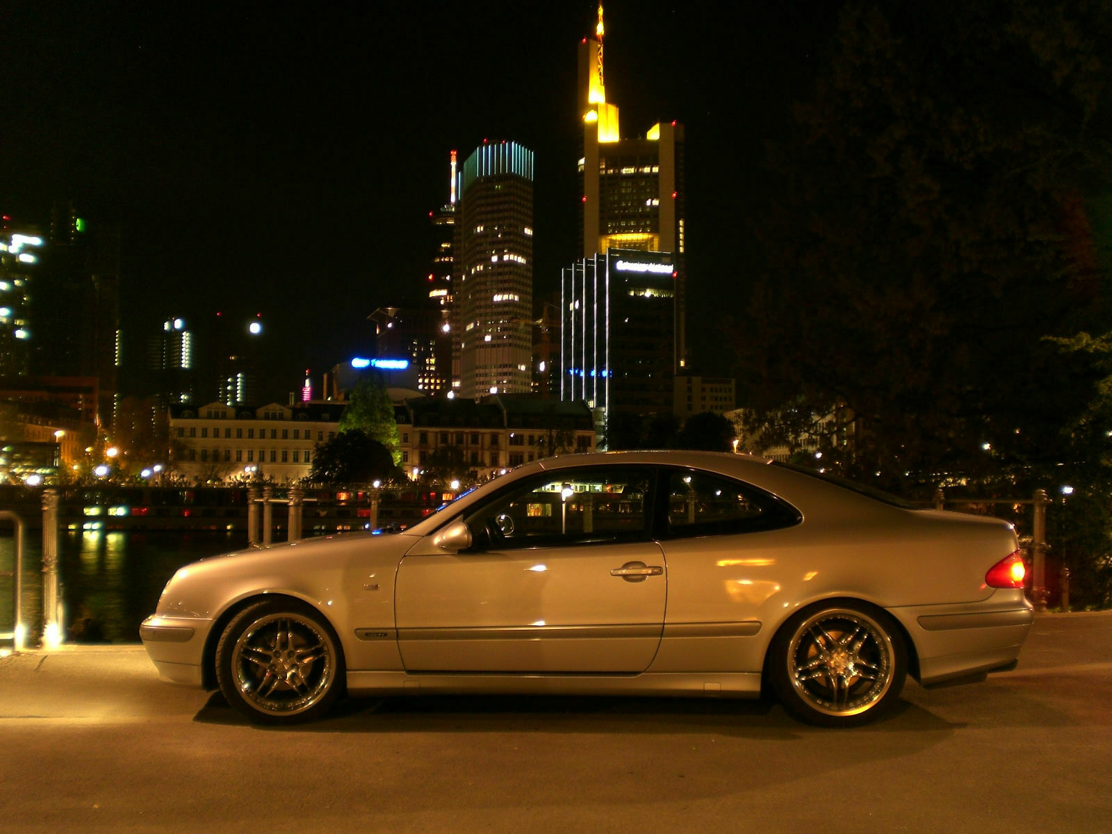 Räderkonfiguration AMG Line für GLC Konfiguration 235 er vorn 255er hinten?