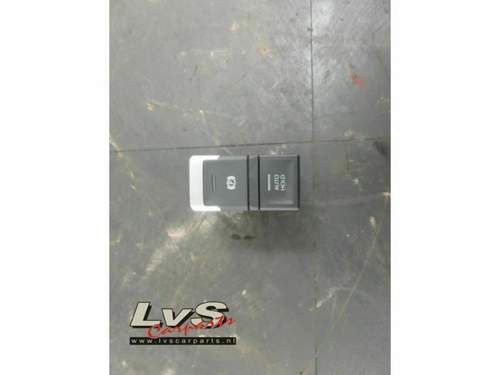 B533c591-9899-4dd7-b372-1e2258035337