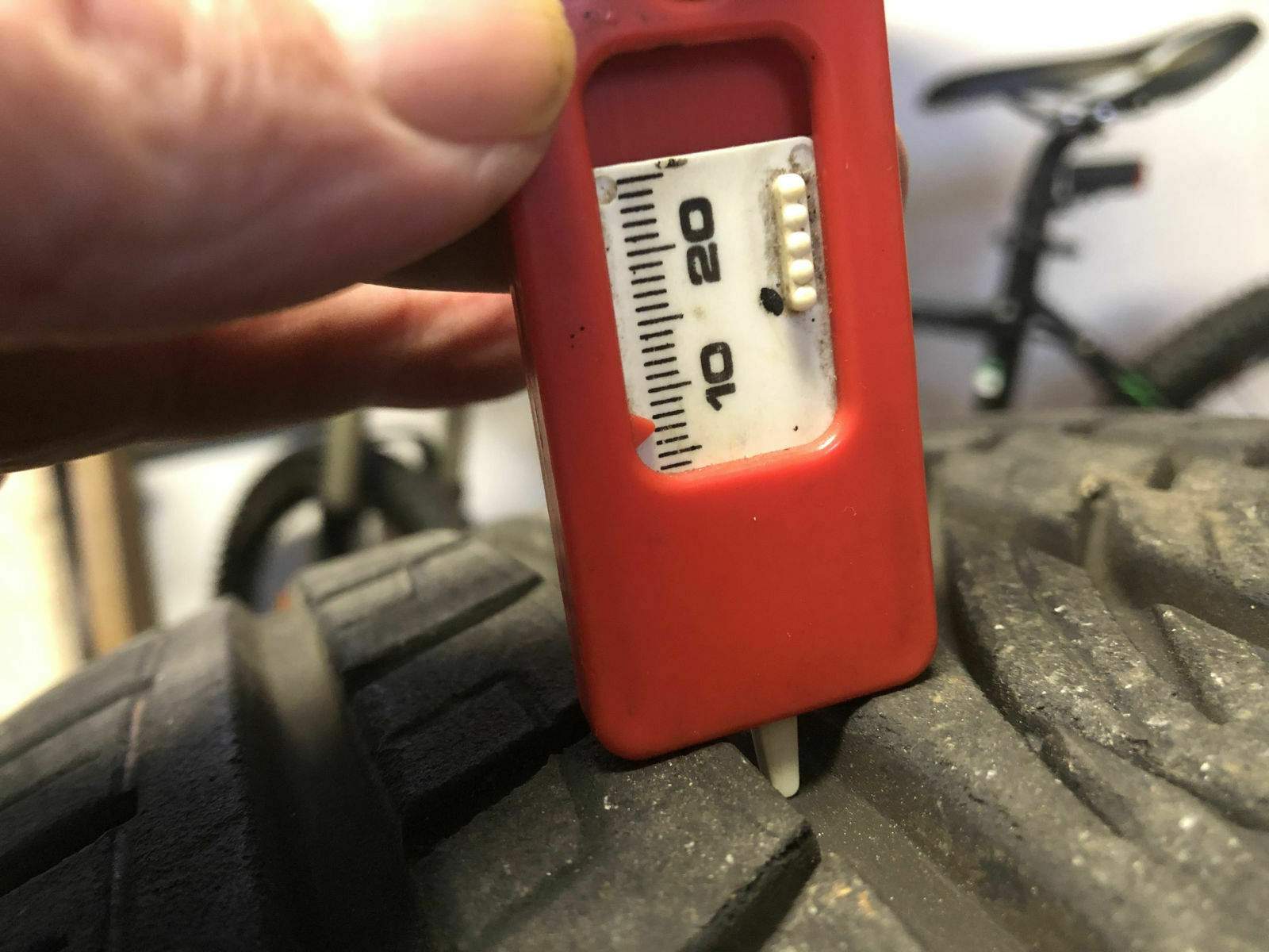 Reifen : Diverse Mercedes GLK Teile und Reifen Felgen : Biete : #209777039