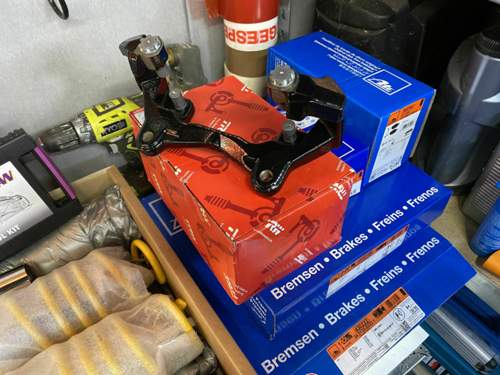 41aed12d-bac7-4804-a701-5b1e505093da