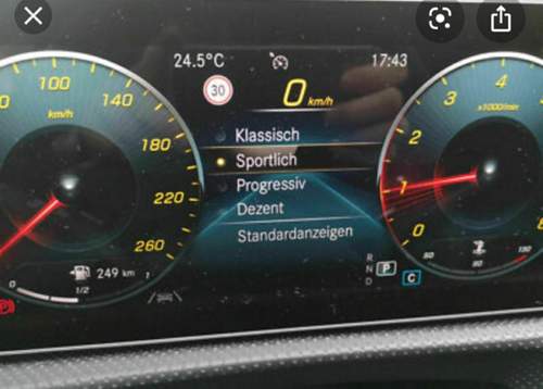 Grosse Displays mit allen Varianten zum waehlen.jpg