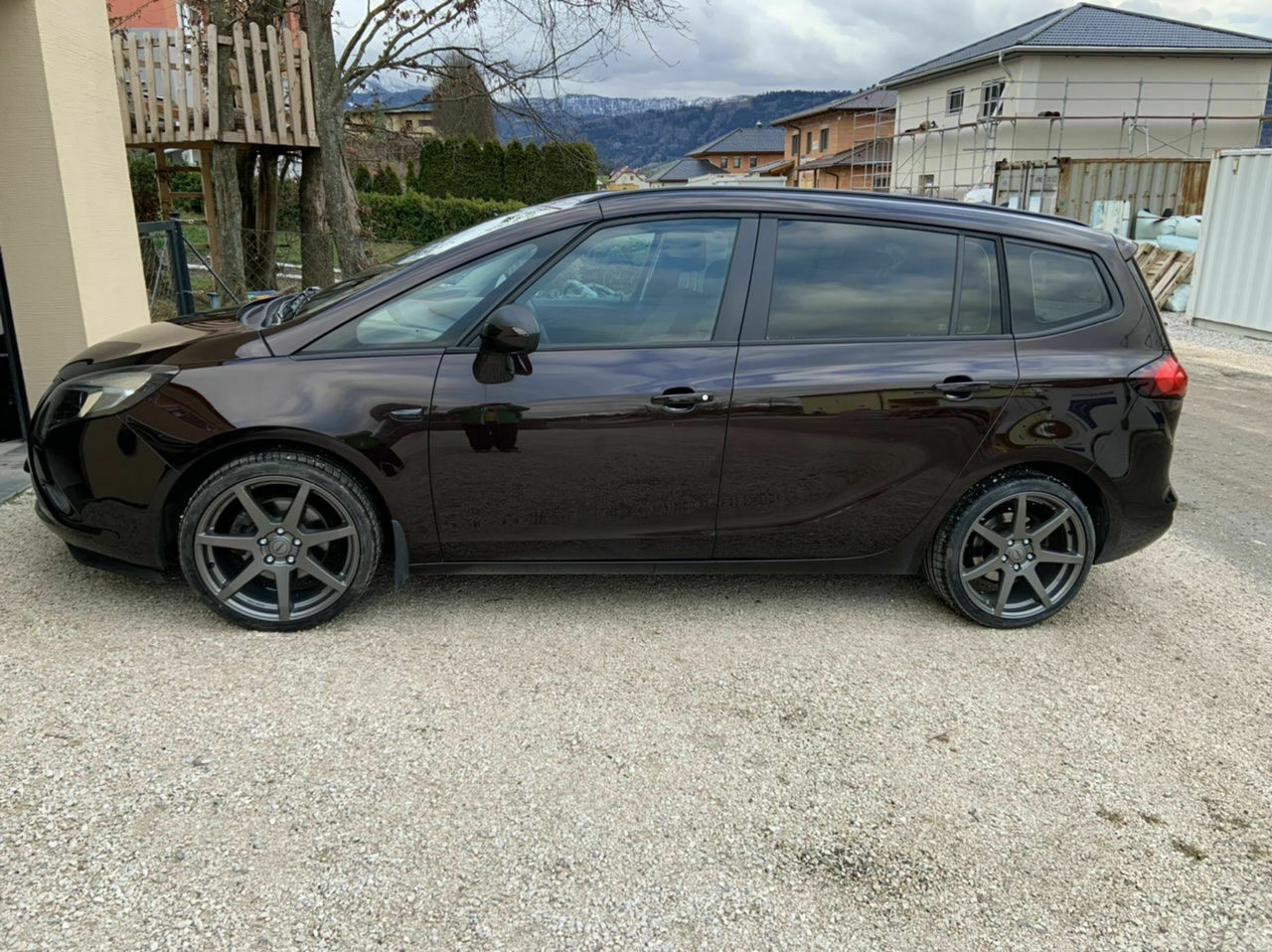 2e29580d-5895-4c43-993b-a281947f5d30