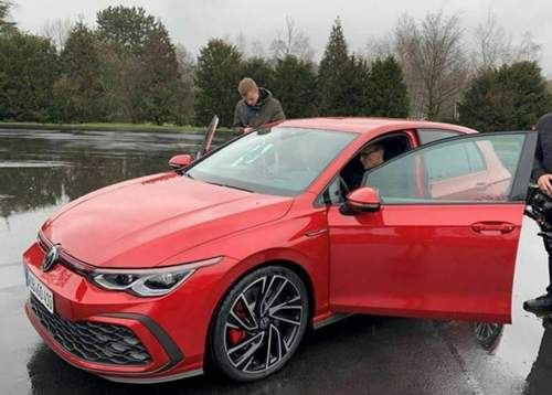 5c094c4b-ccb3-44a6-a6b7-bd7184c64f75