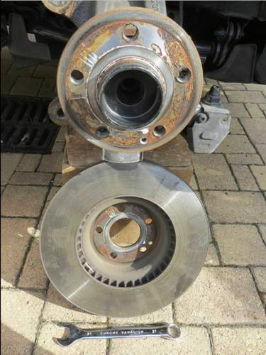 V250 aus 3/15 vorn 330 mm