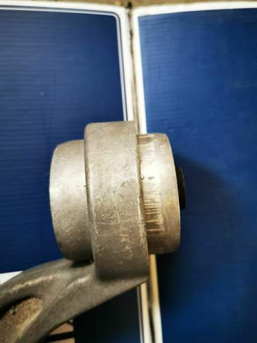 Alter Audi Querlenker.jpg