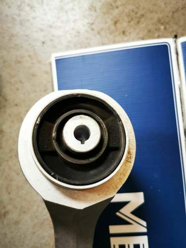 Alter Audi Querlenker.jpg