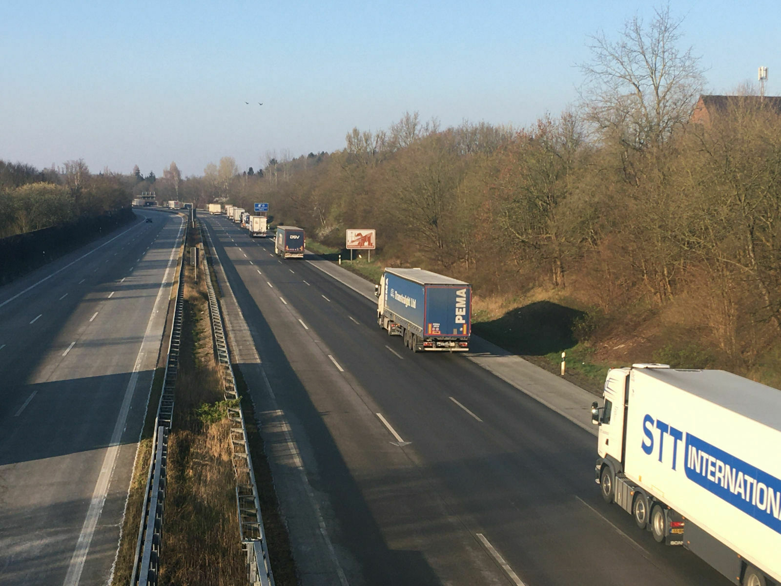 366556ba-aa5e-4b9f-beed-66127fe28935