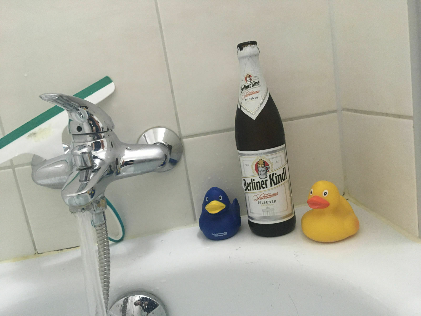 98cd2093-204f-4d7e-b9ab-28d9e577ecac