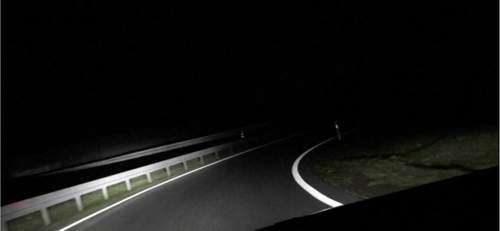 Bild Kurvenlicht W247