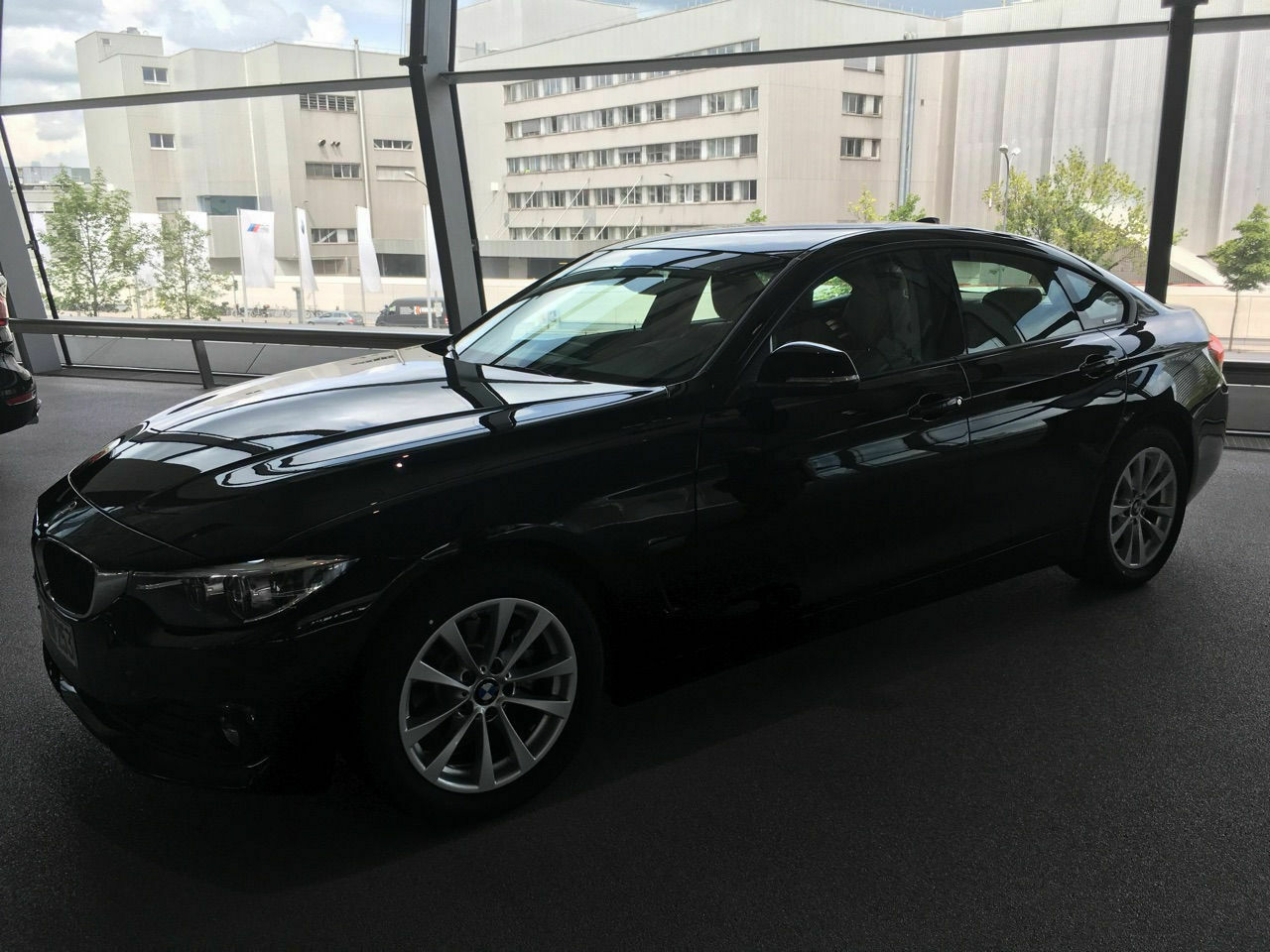 Postet Bilder von Eurem 4er