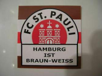 Fc-st-pauli-braun-weiss