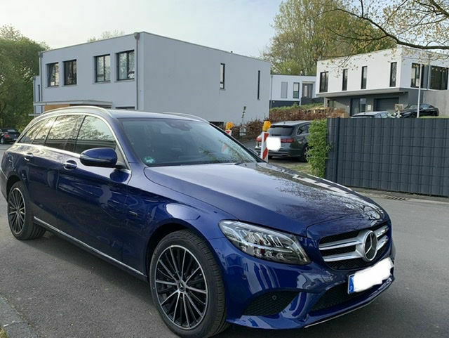 C300de Mercedes Me Fertigungs-Schritte