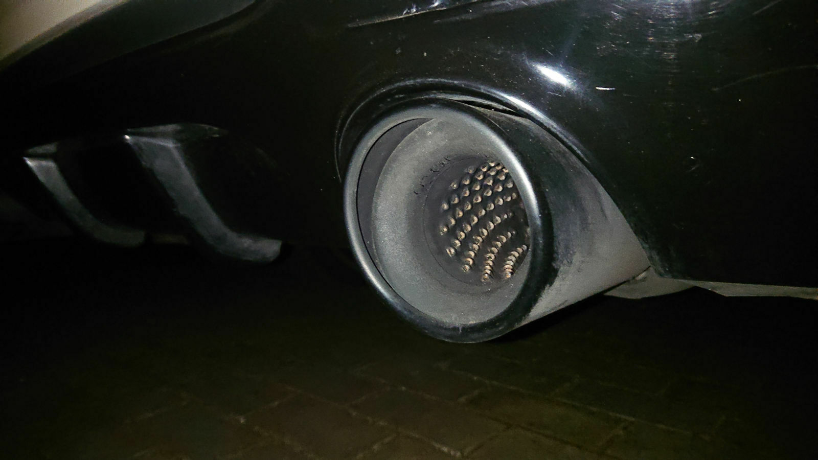 Umgebaute Abgasanlage 330d E92?