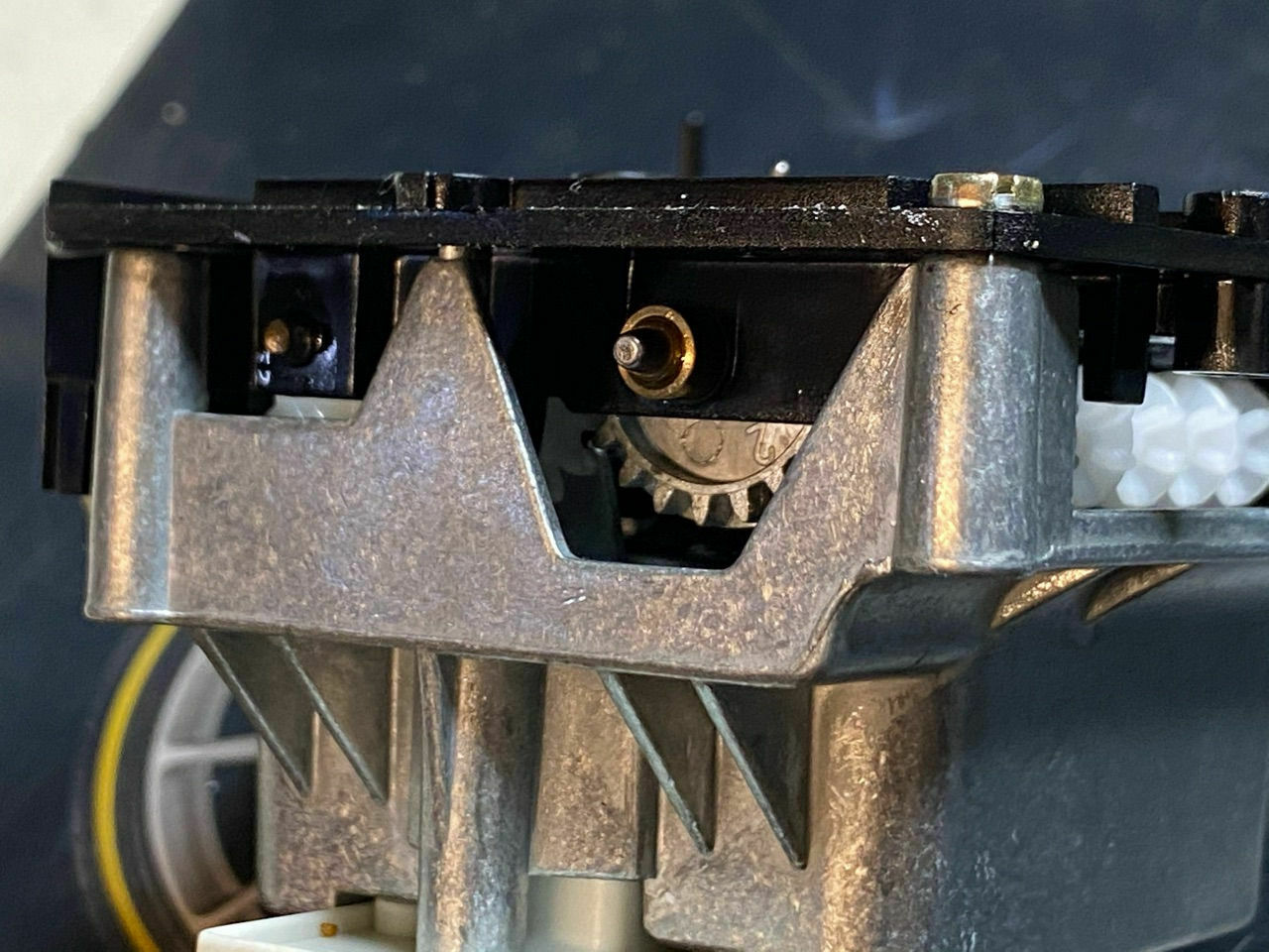 W124 Kilometerzähler spor. ohne Funktion - Welle an Schnecke ok