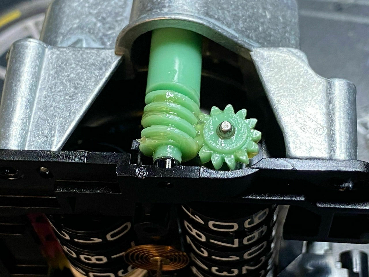 W124 Kilometerzähler spor. ohne Funktion - Welle an Schnecke ok