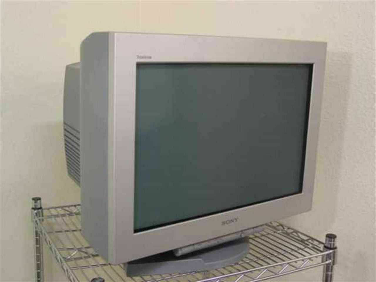Sonytrinitrongdmfw90024crtmonitor12186408 Toms Diskusions