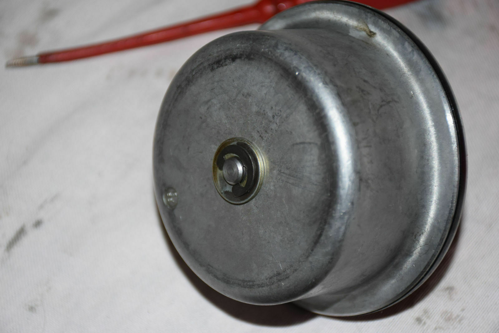 Kolben, 2 U-Scheiben und ein Sicherungsring zusammen