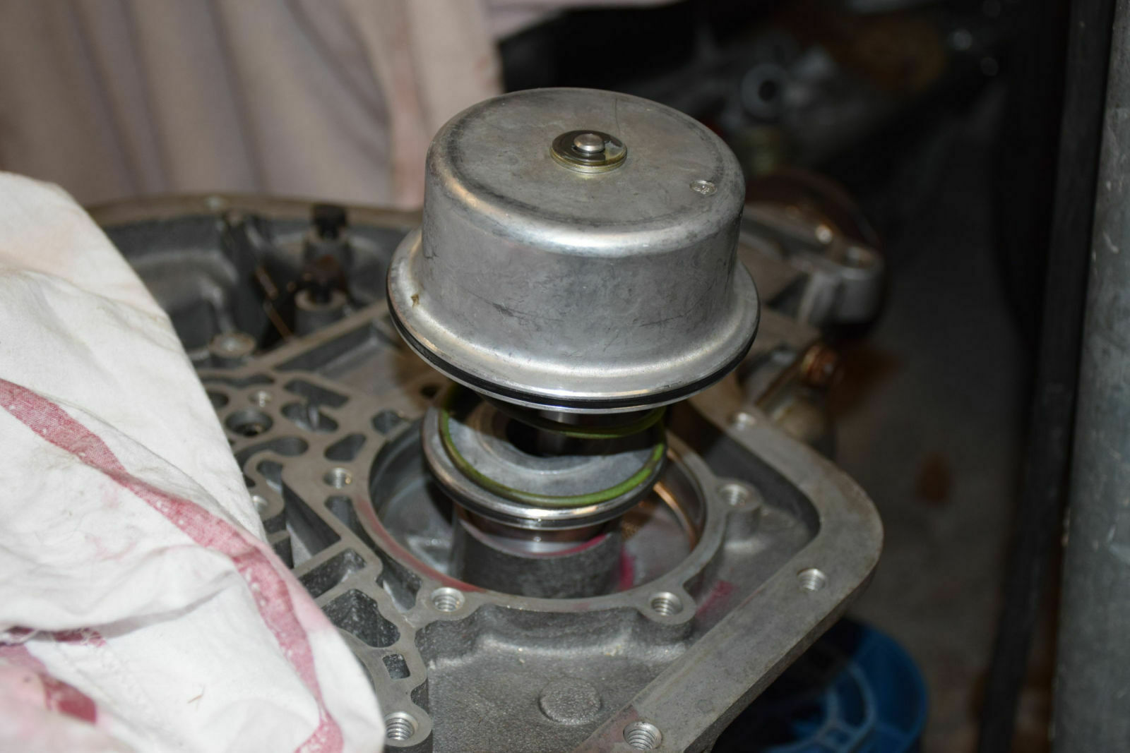 Kompletter Aufbau auf das Getriebe gesetzt